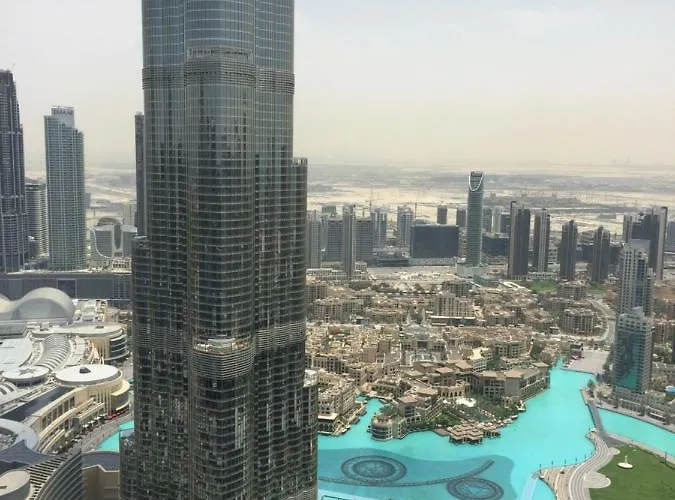 Fantastay- Burj Vista 03 Bedroom Plus Maids Apartment