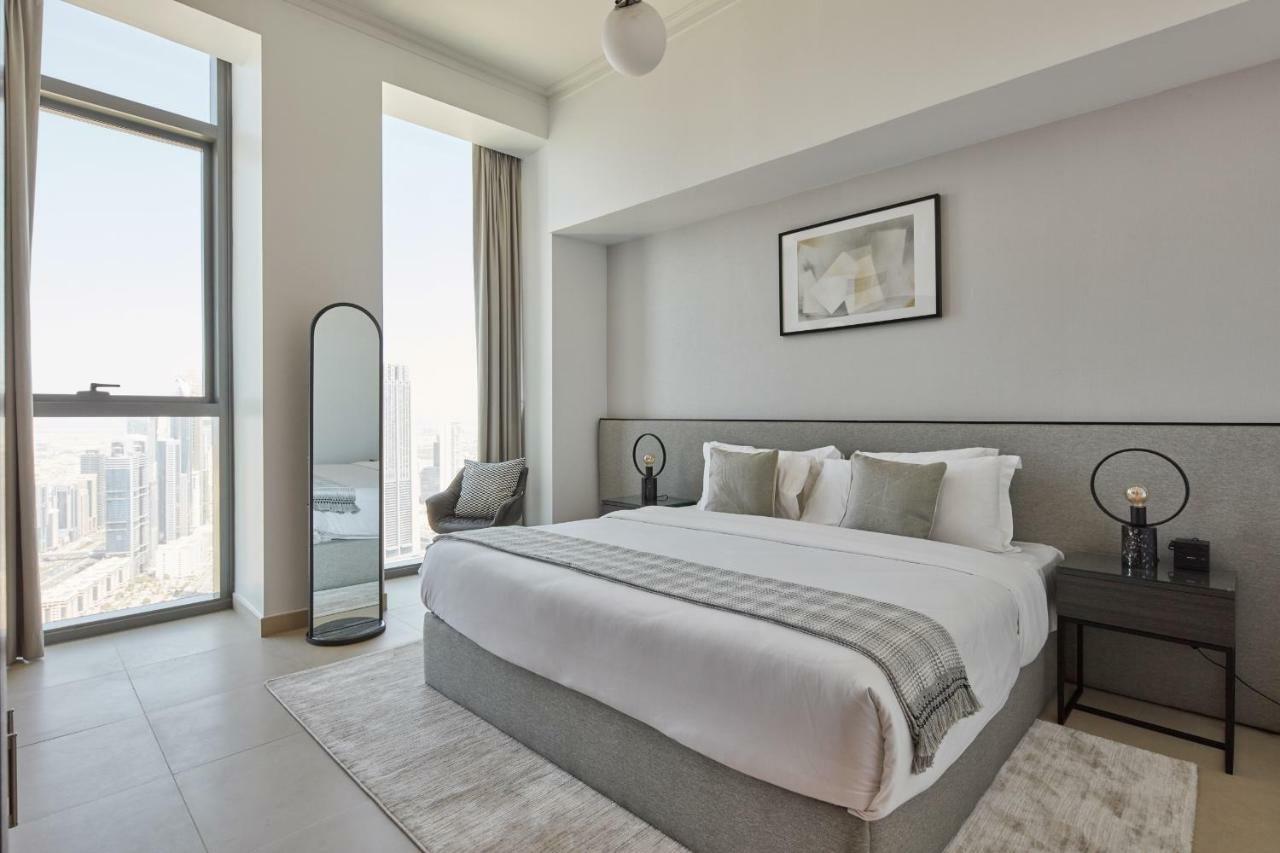 Apartment Fantastay- Burj Vista 03 Bedroom Plus Maids